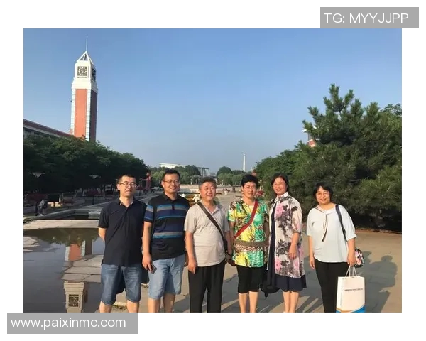 容大足球崛起之路探索团队精神与技术融合的完美结合